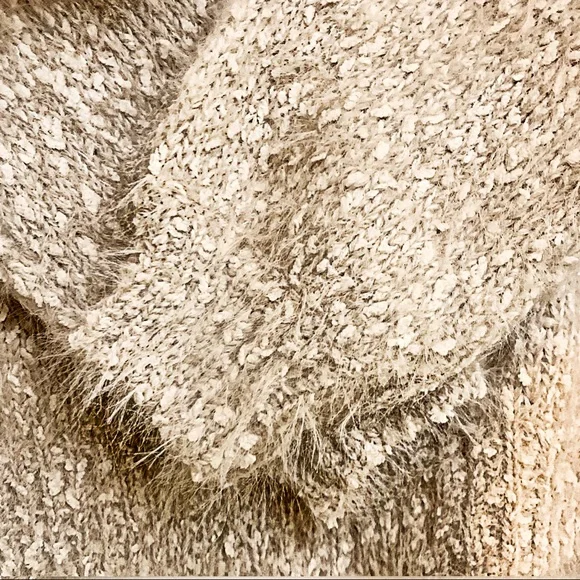 NWT Philosophy Cream and Tan Long Sleeve Knit Sweater Size Medium - Picture 4 of 8